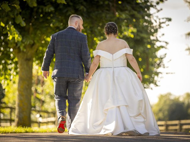 Dan and Beki&apos;s Wedding in Banbury, Oxfordshire 22