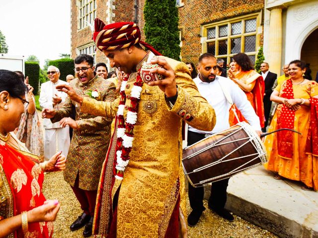 Arjun Soni and Reena&apos;s Wedding in Hatfield, Hertfordshire 4