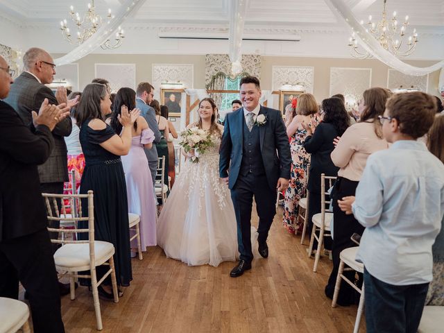 Emma and Eddie's Wedding in Aberdeenshire, Aberdeen &amp; Deeside 6