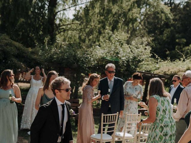 Thijs and Lynah's Wedding in Wimbledon, South West London 24