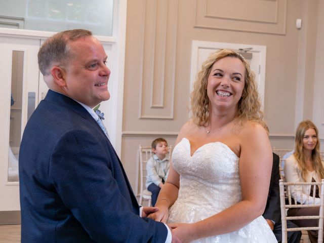 Gary and Natasha's Wedding in Bedworth, Warwickshire 5