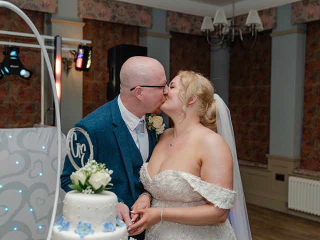 Emma and Graham&apos;s Wedding in Lincoln, Lincolnshire 64