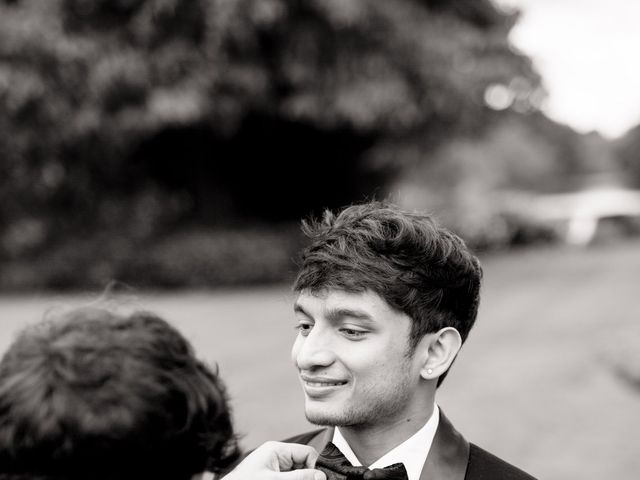 Ishita and Jay&apos;s Wedding in Wakefield, West Yorkshire 5