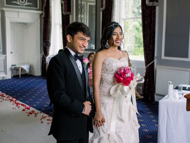 Ishita and Jay&apos;s Wedding in Wakefield, West Yorkshire 10