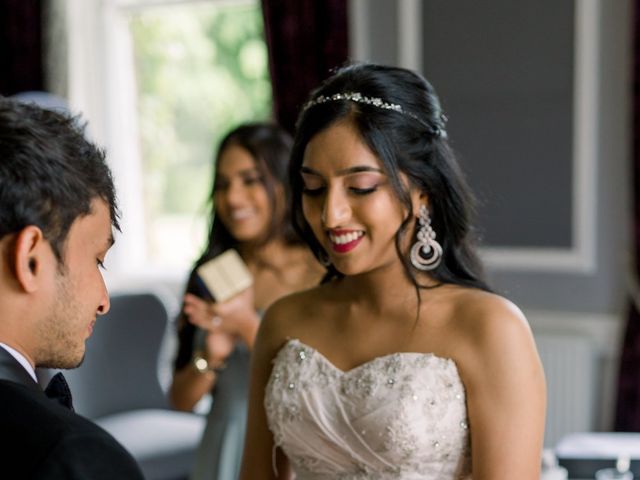 Ishita and Jay&apos;s Wedding in Wakefield, West Yorkshire 11