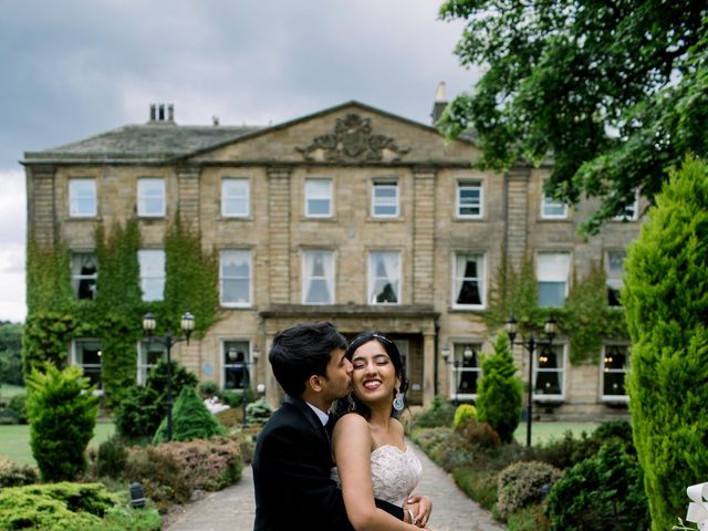 Ishita and Jay&apos;s Wedding in Wakefield, West Yorkshire 18