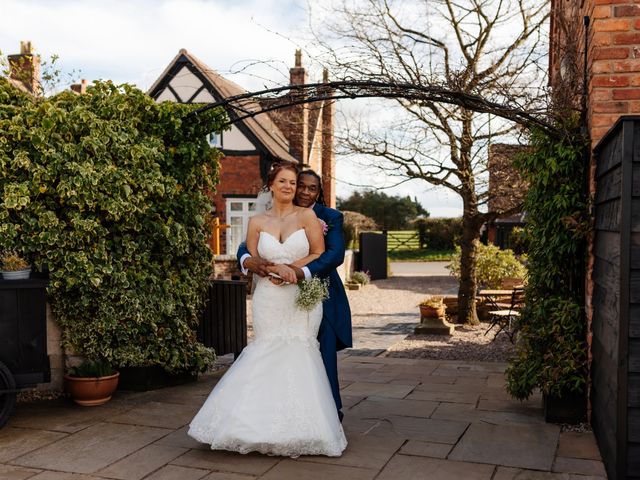 Alton and Jayne&apos;s Wedding in Nr Worcester, Worcestershire 12