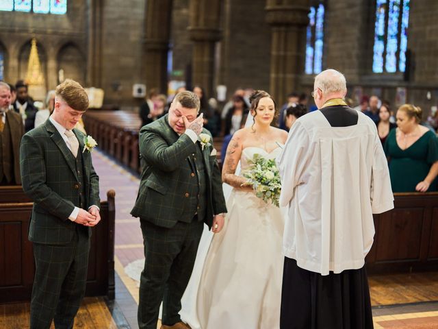 Jolene and Joe&apos;s Wedding in Swinton, South Yorkshire 9