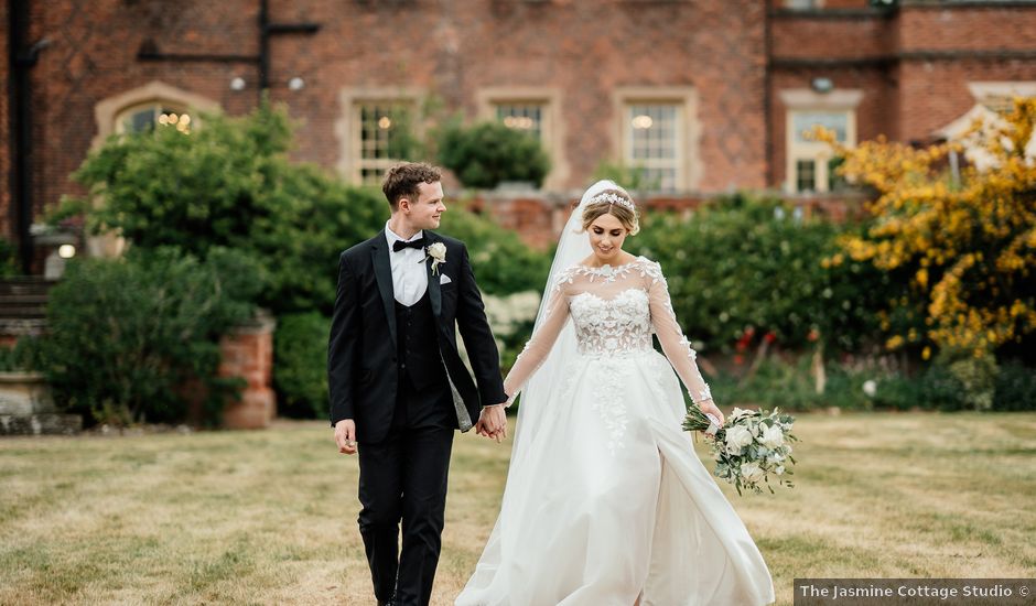 Ellie and Luke's Wedding in Blyth, Nottinghamshire