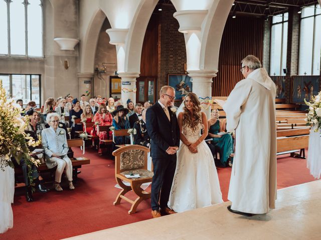 Alessandra and Steve's Wedding in Leeds Castle, Kent 29