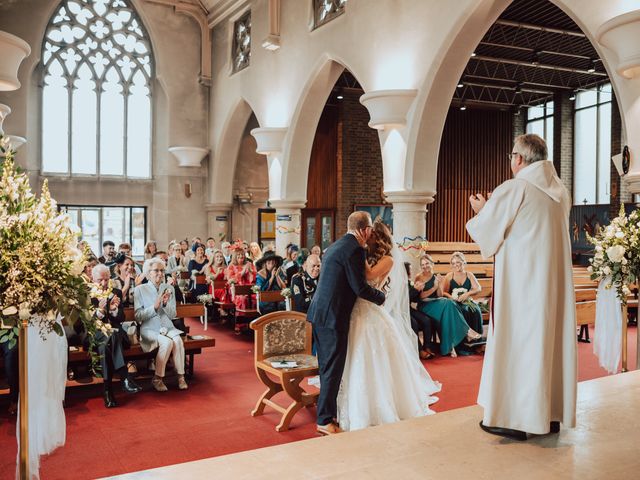 Alessandra and Steve's Wedding in Leeds Castle, Kent 32