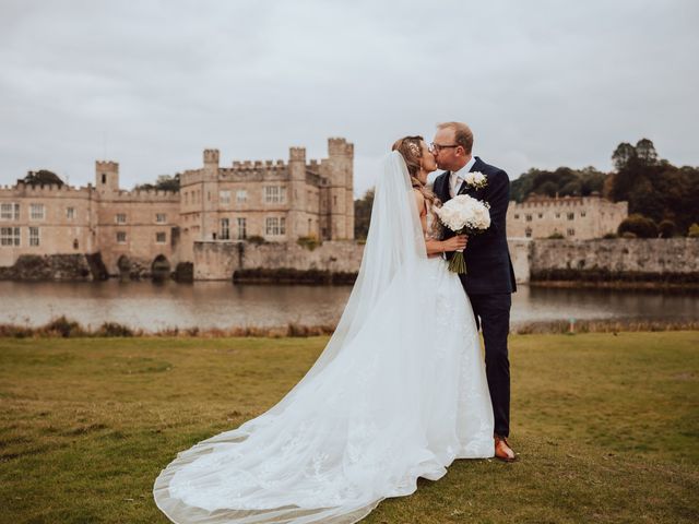 Alessandra and Steve's Wedding in Leeds Castle, Kent 38