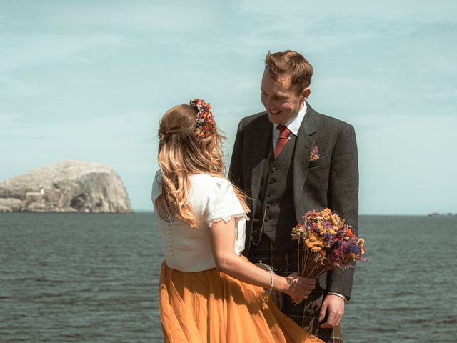 Fraser and Claire's Wedding in Edinburgh, Lothian &amp; Borders 4