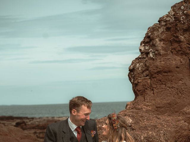 Fraser and Claire's Wedding in Edinburgh, Lothian &amp; Borders 17