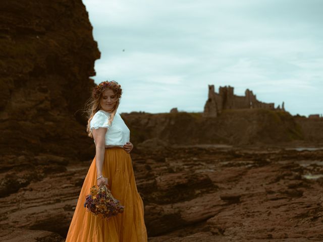 Fraser and Claire's Wedding in Edinburgh, Lothian &amp; Borders 20