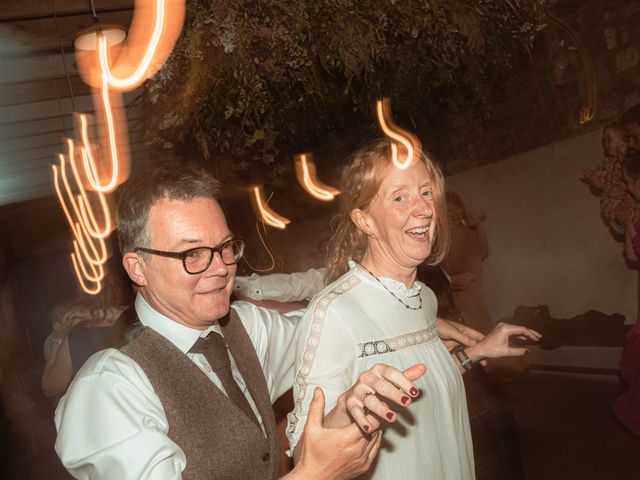 Fraser and Claire's Wedding in Edinburgh, Lothian &amp; Borders 41