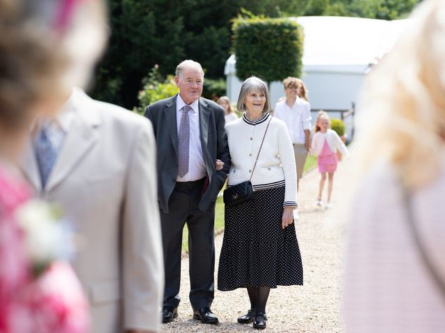 Tom and Donna&apos;s Wedding in Swallowfield, Berkshire 21