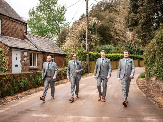 Niall and Emma&apos;s Wedding in Sopley, Hampshire 19