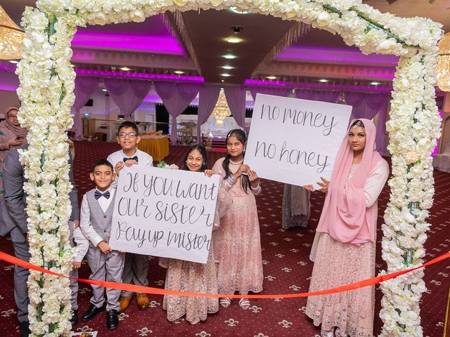 Taslima and Faheem&apos;s Wedding in Handsworth, West Midlands 10