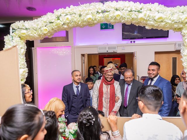 Taslima and Faheem&apos;s Wedding in Handsworth, West Midlands 12