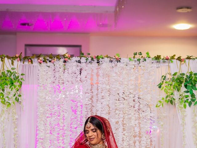 Taslima and Faheem&apos;s Wedding in Handsworth, West Midlands 32