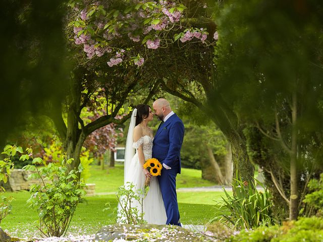 Dave and Lila&apos;s Wedding in Bulphan, Essex 27