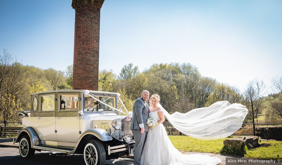 Kevin and Vicky's Wedding in Oldham, Greater Manchester