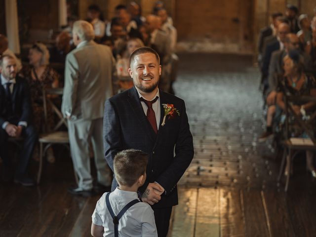 Oliver and Natasha&apos;s Wedding in Oxford, Oxfordshire 9