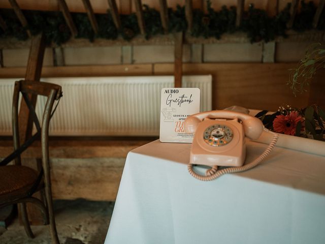 Oliver and Natasha&apos;s Wedding in Oxford, Oxfordshire 10
