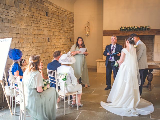 Liz and Paul&apos;s Wedding in Blackwell, Worcestershire 28