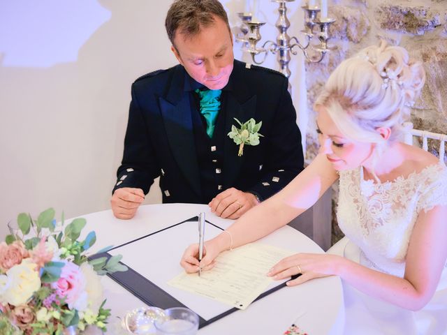 Jordan Ledger and Eilidh Ledger's Wedding in Culloden Inverness, Highlands 43