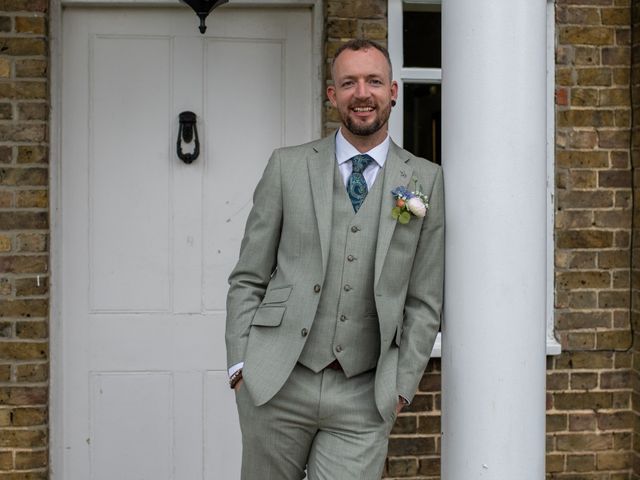 Zee and Sam&apos;s Wedding in Great Dunmow, Essex 24