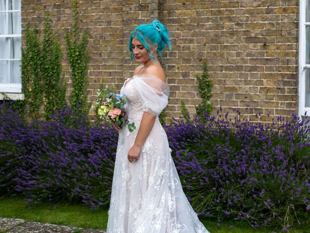 Zee and Sam&apos;s Wedding in Great Dunmow, Essex 25