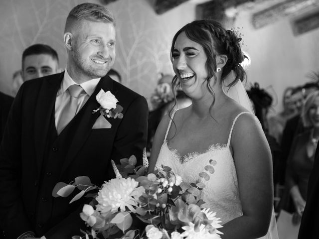 Lewis and Lauren&apos;s Wedding in Driffield, East Riding of Yorkshire 27