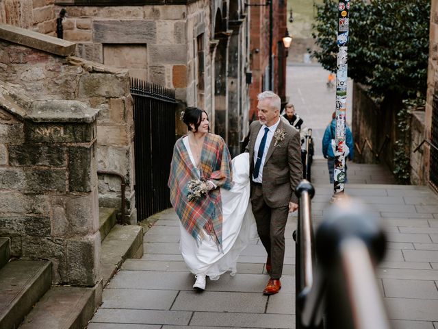 Ella and David's Wedding in Edinburgh, Lothian &amp; Borders 10