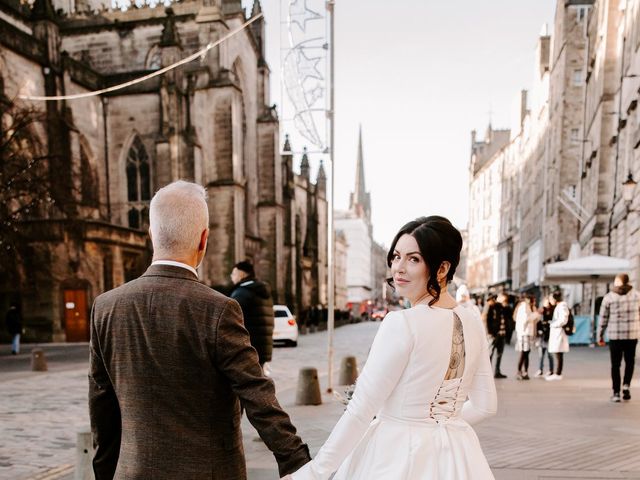 Ella and David's Wedding in Edinburgh, Lothian &amp; Borders 15