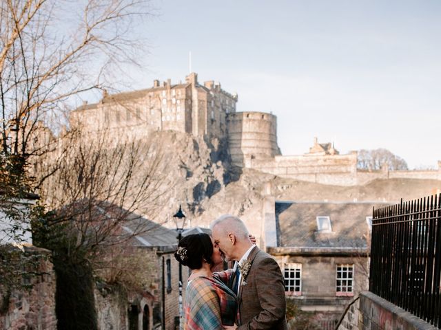 Ella and David's Wedding in Edinburgh, Lothian &amp; Borders 33