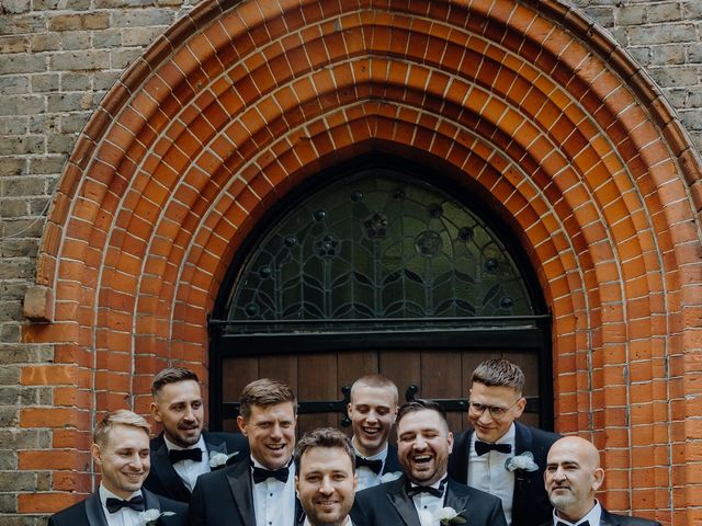 Tom and Sarah&apos;s Wedding in Chelsea, South West London 65