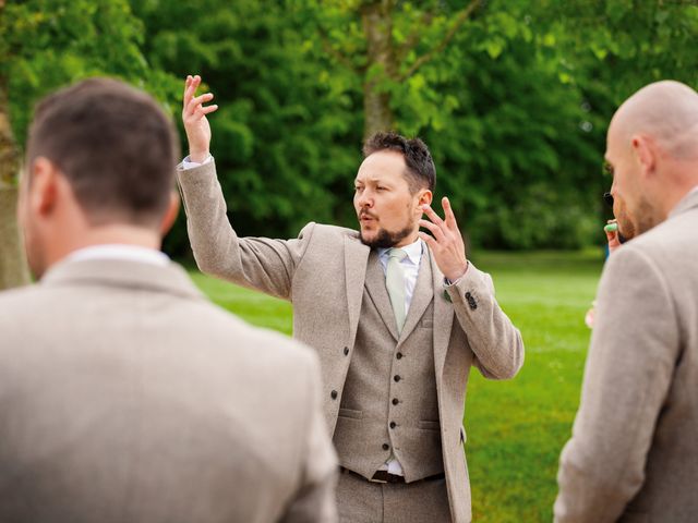 Arthur and Robyn&apos;s Wedding in Bicester, Oxfordshire 11