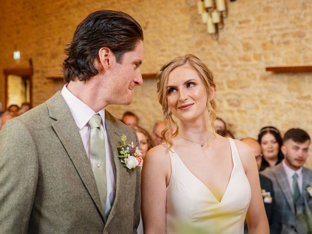 Arthur and Robyn&apos;s Wedding in Bicester, Oxfordshire 21