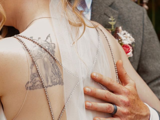 Arthur and Robyn&apos;s Wedding in Bicester, Oxfordshire 28