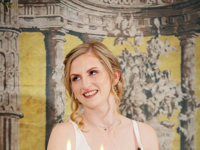 Arthur and Robyn&apos;s Wedding in Bicester, Oxfordshire 37