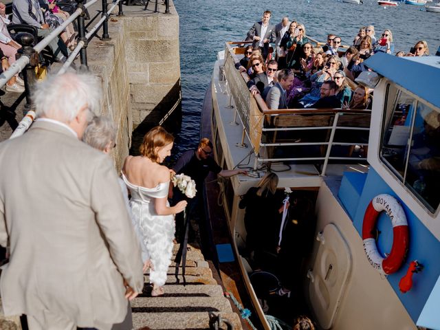 William and Anna&apos;s Wedding in Falmouth, Cornwall 18