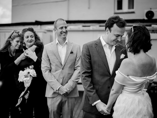 William and Anna&apos;s Wedding in Falmouth, Cornwall 33