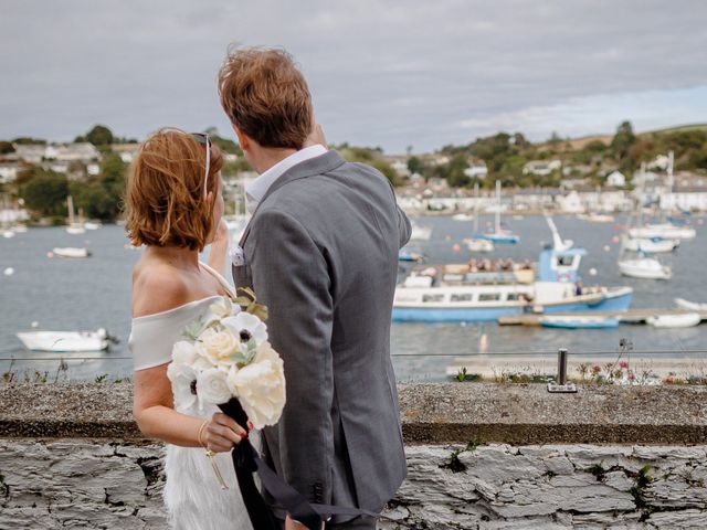 William and Anna&apos;s Wedding in Falmouth, Cornwall 35