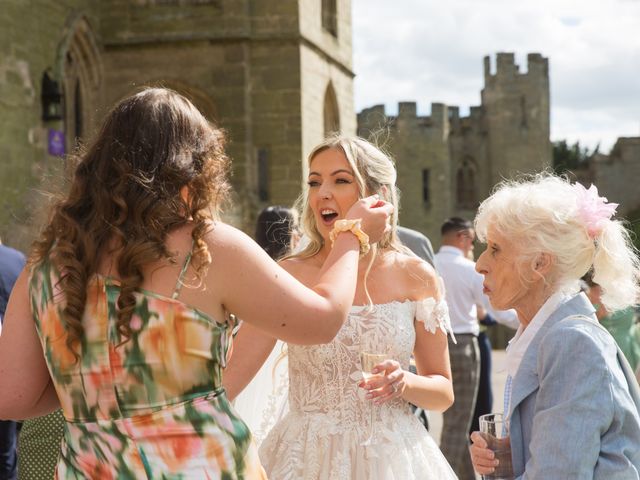 Josh and Lyndsey&apos;s Wedding in Warwick, Warwickshire 17