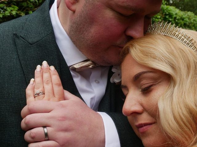 Aaron and Ashlie's Wedding in Macclesfield, Cheshire 29