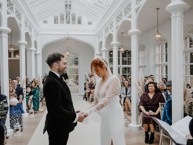 Jess and Alex&apos;s Wedding in Taunton, Somerset 125