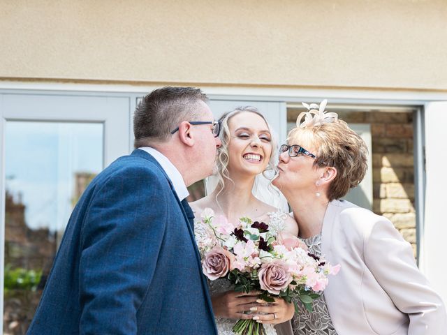 Sam and Kirsty's Wedding in Kingston Upon Hull, East Riding of Yorkshire 36