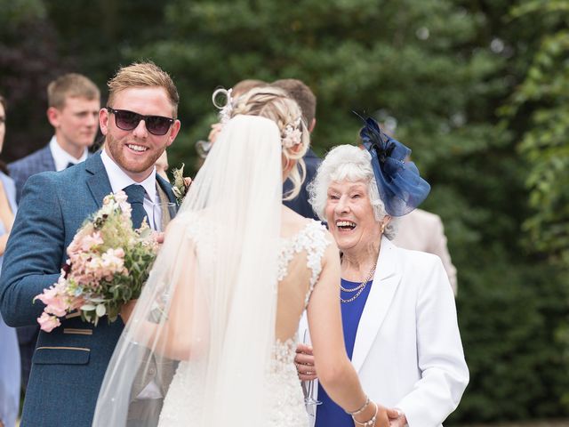 Sam and Kirsty's Wedding in Kingston Upon Hull, East Riding of Yorkshire 66